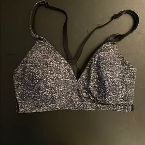 Victoria’s Secret High Support Front Close Wrap Sports Bra